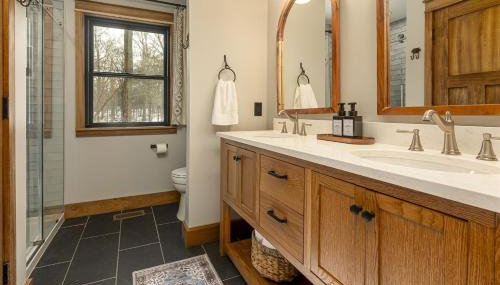 Romantic 1BR Cabin w Hot Tub Near Carbondale - Foto 5