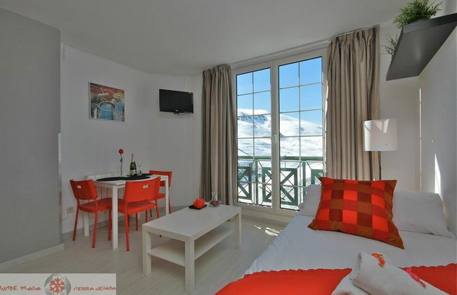 Inside Plaza Sierra Nevada - Foto 5