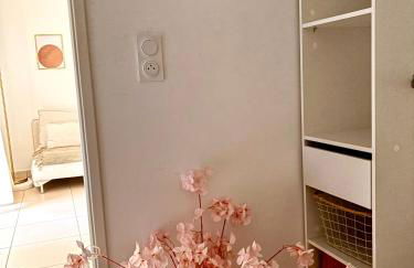 Cosy T2 neuf avec balcon Tram L5 au pied de la résidence Centre & plages - Foto 8