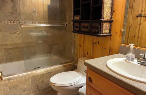 Sapphire Cabin at Splendor Mountain - Photo 12