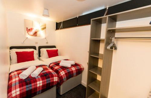 1 Bedroom Newton Apartment l Free Parking l Wigan Royal Infirmary l Haigh Hall l Central Location - Foto 9