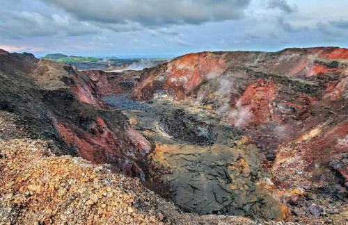 Unique Lava House by steaming crater - Photo 36