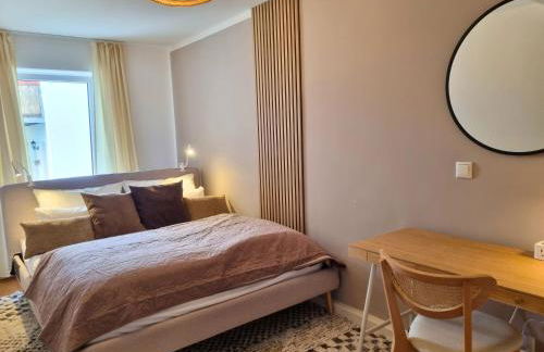 maremar - Apartments am Ferberturm - Luxus Boxspringbett - Küche - Arbeitsplatz - WLAN - Foto 6