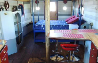 Yourte Roulotte et Gite de la Laïta - Foto 43