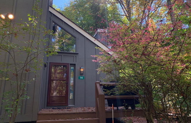 Alpine Allure by Avantstay Indoor Hot Tub, Game Loft, Enclosed Deck - Foto 32