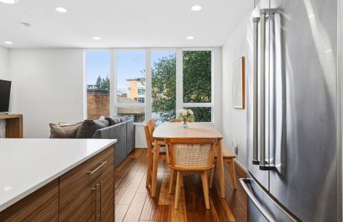 Rooftop Retreat w Stunning Views - Ballard Gem - Foto 17
