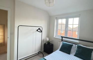 Large 3 Bed Home - Coop Live -Free parking - Foto 18