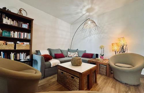 Bel Appartement Gare Centre Face aux Remparts 8 personnes Parking WIFI - Photo 25