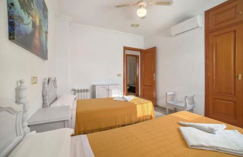 Villa Garrofer - PlusHolidays - Photo 14