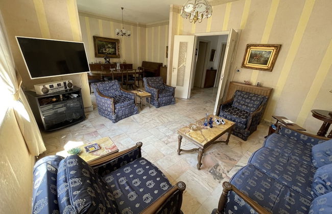 New Jdeideh, Including Generator, Furnished Apartment, Parking, Great Location - Foto 10