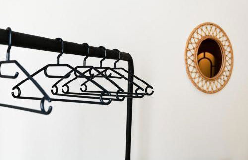 Three bedroom Central flat Near train station - Foto 49