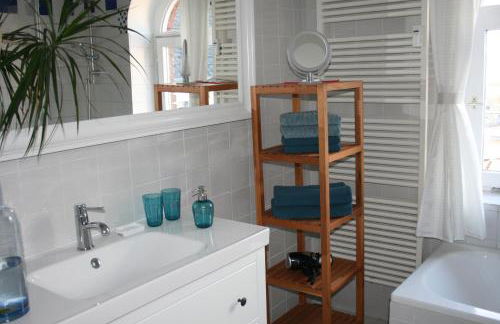 ApartPeterstor - Foto 7