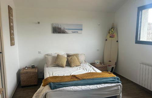 Charmante Maison Rénovée Proche Plage et Forêt avec Jardin - FR-1-652-57 - Foto 18