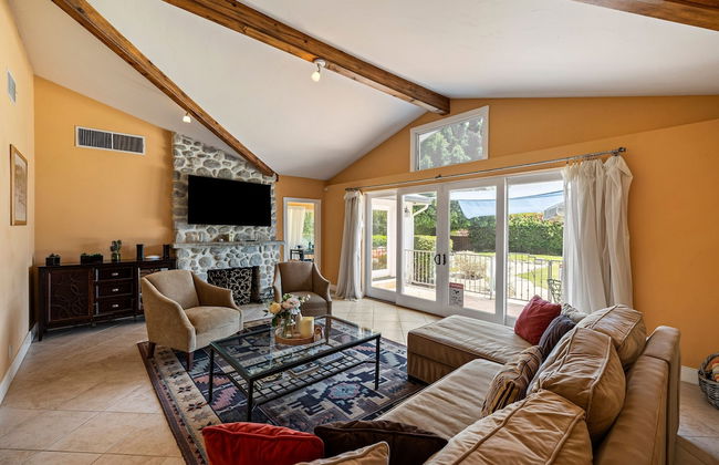 Dandelion by Avantstay Pool 0 2mi to Downtown - Foto 6