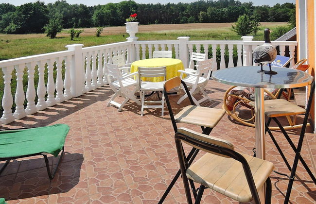 Holiday Home for 10 Person in Nowe Warpno - Photo 15