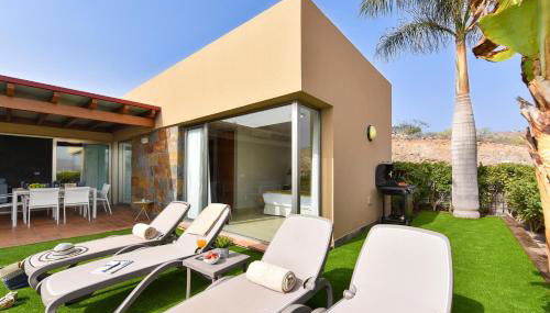 Salobre Villa with Pool Par 4 nr 9 by VillaGranCanaria - Foto 5, Garden