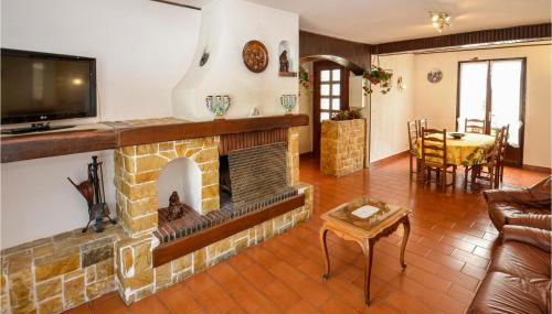 Nice Home In Saint Cannat With Wifi - Foto 2