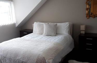 Derry City center townhouse - Photo 8