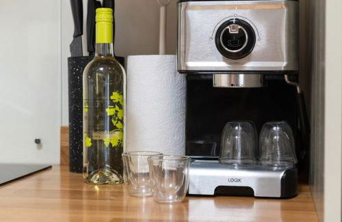 CRUCK BARN - Beautiful Renovated Barn within the Countryside - Photo 28