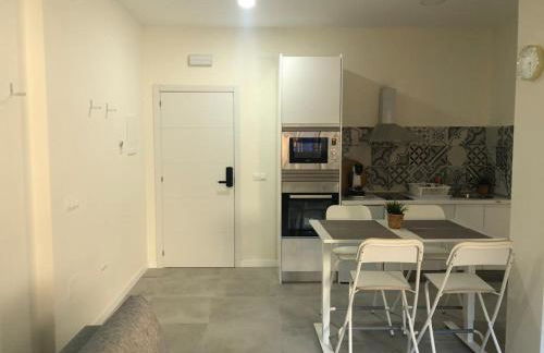 Estudio Trinidad Centro Málaga 2 - Foto 19