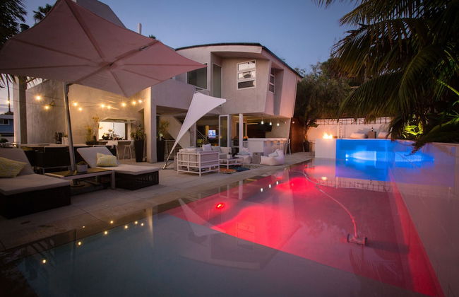 Modern Del Mar Beach Home - Photo 22