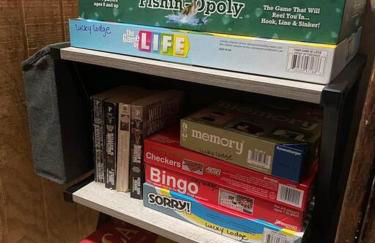 Rustic Chic Alabama Cabin w Loft Fire Pit Pet Friendly Fenced Yard Lake Guntersville - Lucky Lodge - Foto 44