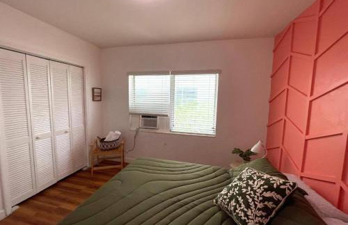 Apartment in the Heart of Calle 8 with Parking - Foto 43