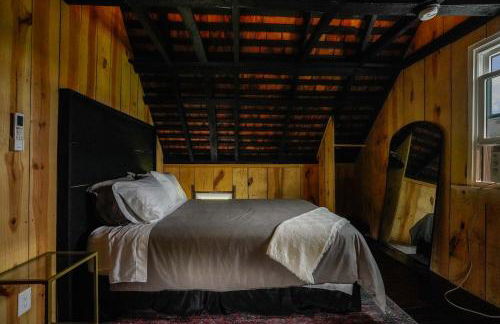 Charming 2BR with Fire Pit on Farm - 10 Min to Wharf - Foto 22