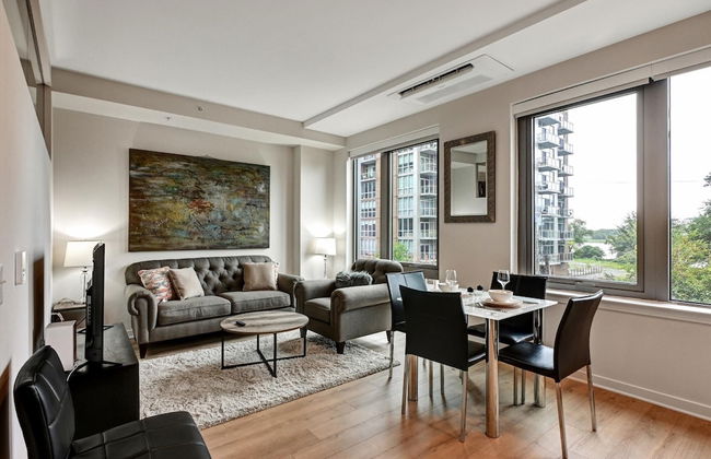 Global Luxury Suites Capitol Riverfront - Photo 10