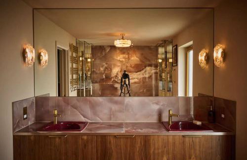 Cromer Luxury Palm Springs Bungalow with Pool Room - Photo 16