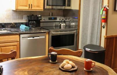 Whistlepunk 45- Modern comfort with Mountain Charm-1 bedroom - Foto 12