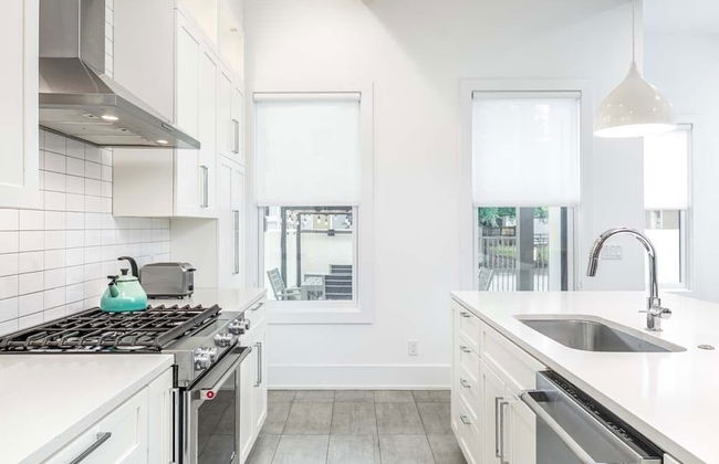 Savannah Jetsetter by Tybee Vacation Rentals - Photo 13