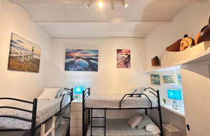 Casa con jardín a 40 metros de la playa. VR. - Foto 64