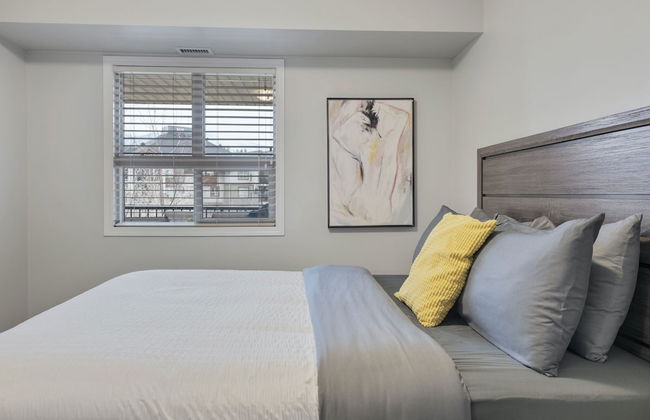 AMAZING 3Br Condo | Heated Pool & Hot Tub | Hm Theatre | Pool Table - Photo 6