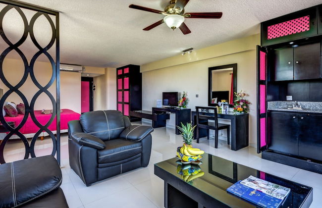 Suites Corazon - Photo 47