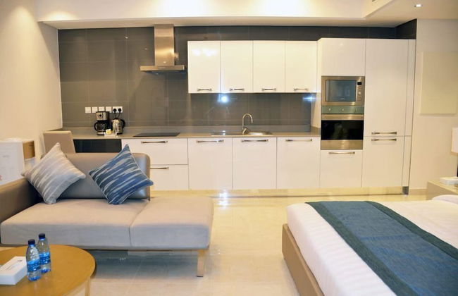 The Lodge Suites - Photo 4