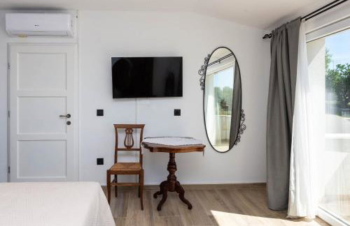 Modern Rustic Villa Kate - Foto 52