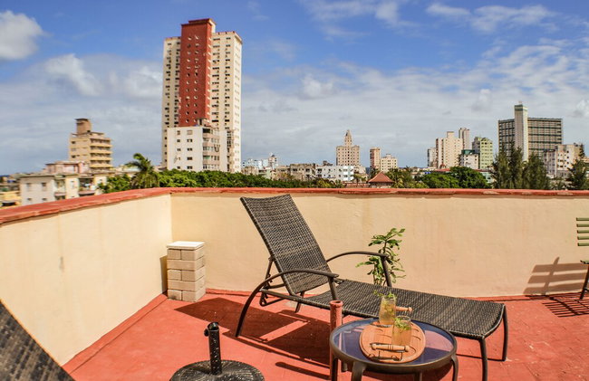 Presidents Suite, Knocking on Cuba - Photo 17