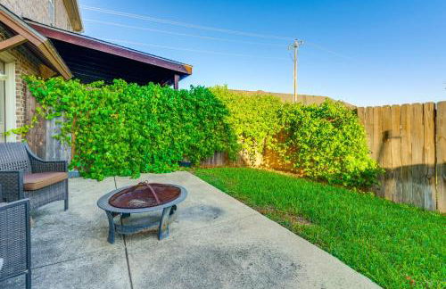 Spacious and Family-Friendly! TAMU Townhome with Yard - Foto 27