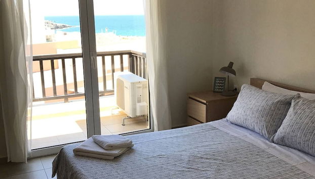 Tim's Place apt 10- 5min On Foot From The Beach - Foto 3, Habitación