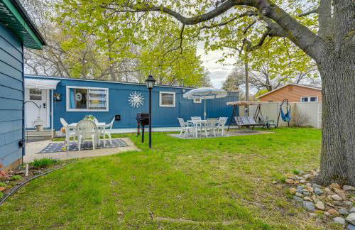 Walk to Lake Huron Pet-Friendly Caseville Cottage - Photo 18