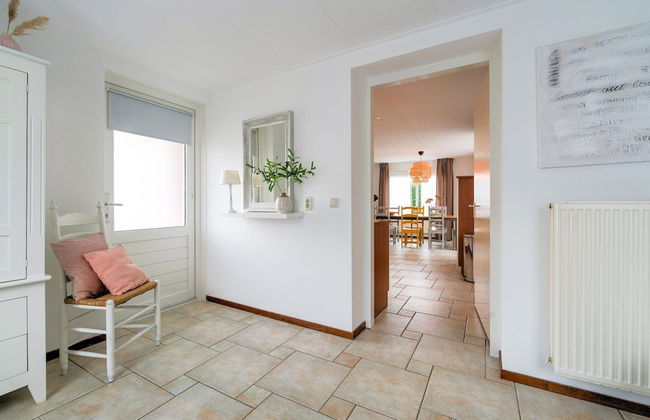 Captivating Holiday Home in Zeewolde near Forest - Foto 2