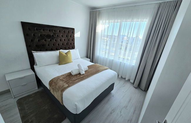 Dolphin Ridge Seaside Apartment - Photo 5