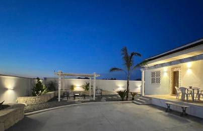 Salento Villa Cice, AC - WiFi - BBQ - attrezzatura da spiaggia - parcheggio privato sorvegliato, Due unità abitative indipendenti e giardino a due passi dal mare - Torre Ovo - Foto 11