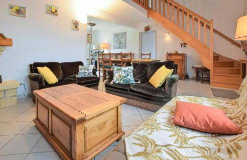 Beautiful Home In Créances With Wifi - Foto 4