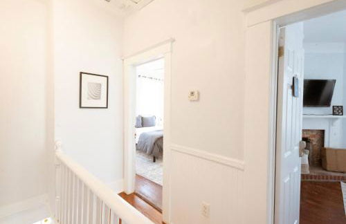 Modern 3BDR Retreat with Backyard Starland District - Foto 4