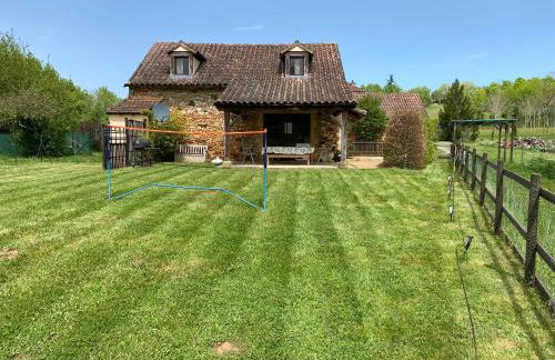 Peaceful, comfortable retreat with pool - Foto 2