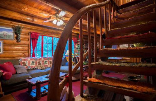 Romantic Log Cabin Rental with Hot Tub near Mount Hood, Oregon - Foto 18