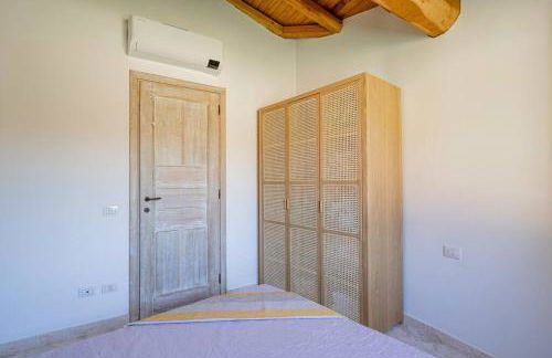 Seafront Villa - 5min to BRANDINCHI I Exclusive Garden I Private Beach I BBQ I Wi-Fi - Foto 26