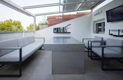 Iron House - Penthouse with Bathtub in Golden Mile & Roman Bridge - Foto 38